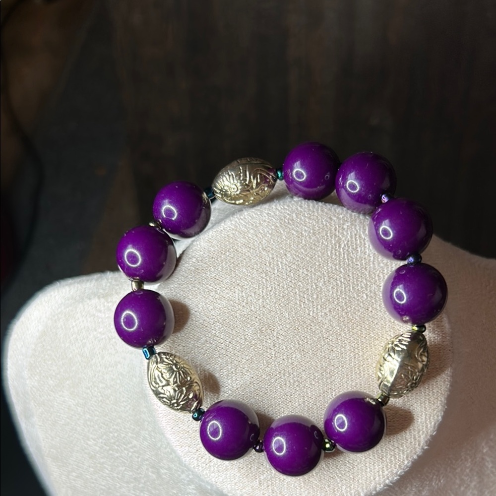 Purple and Silver Beaded Bracelet